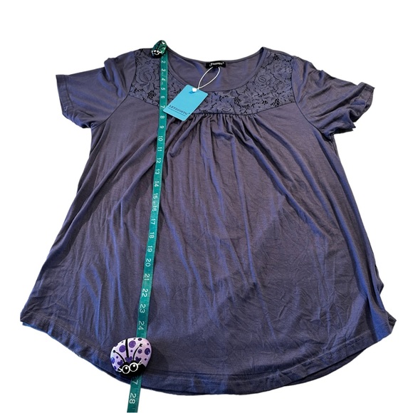 Lediosto Pleated Purple Knit Lace Top Short Sleeve Scoop Neck Size Medium - Picture 9 of 15